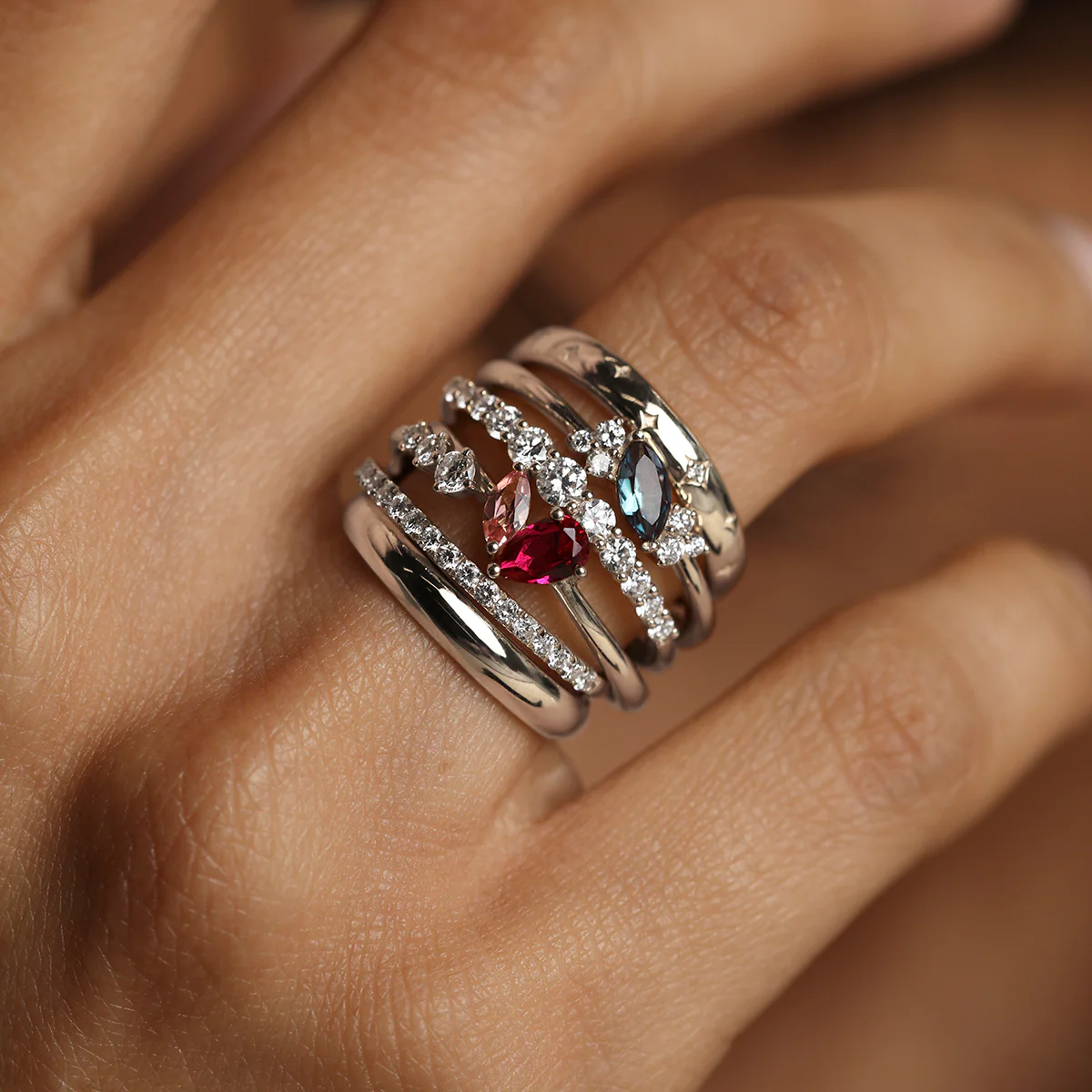 Alexandrite Diamond Milestone Ring in Solid White Gold - Image 4