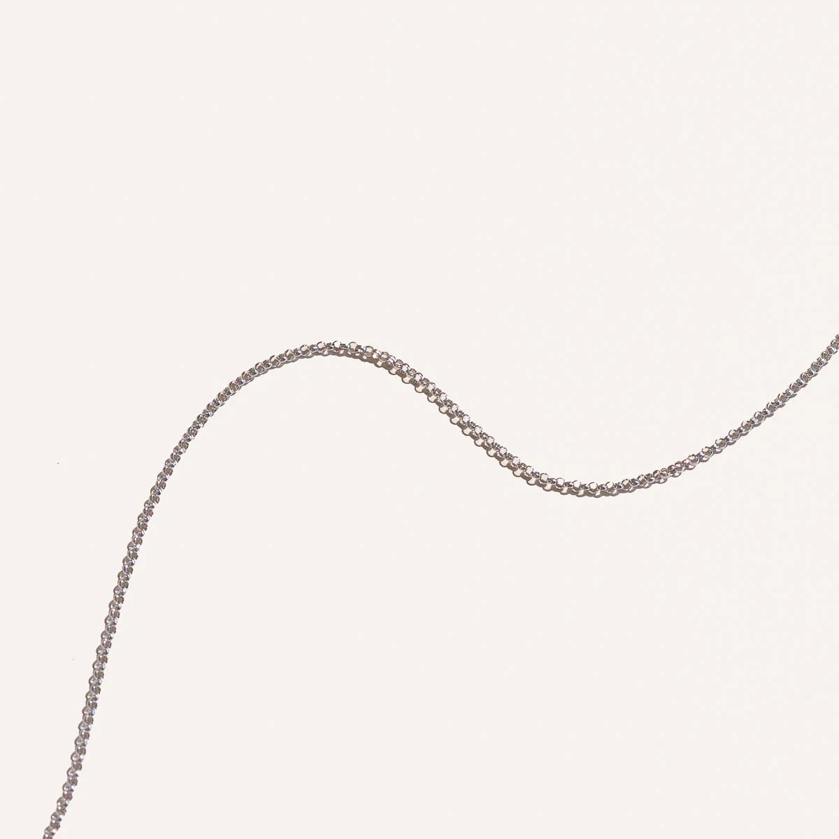 Chelsea Chain Necklace in Solid White Gold - Image 4