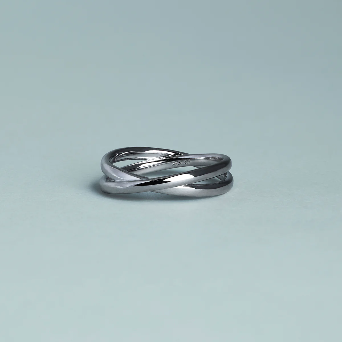 Crossover Illusion Band Ring in Silver - Image 7