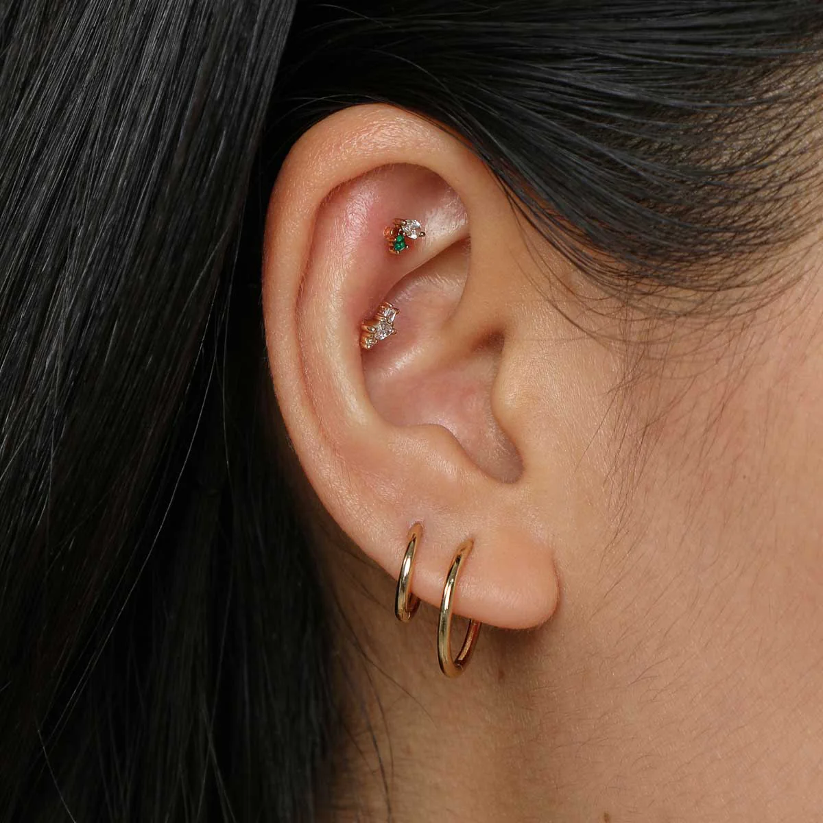 Diamond & Emerald Pear Piercing Stud in Solid Gold - Image 4