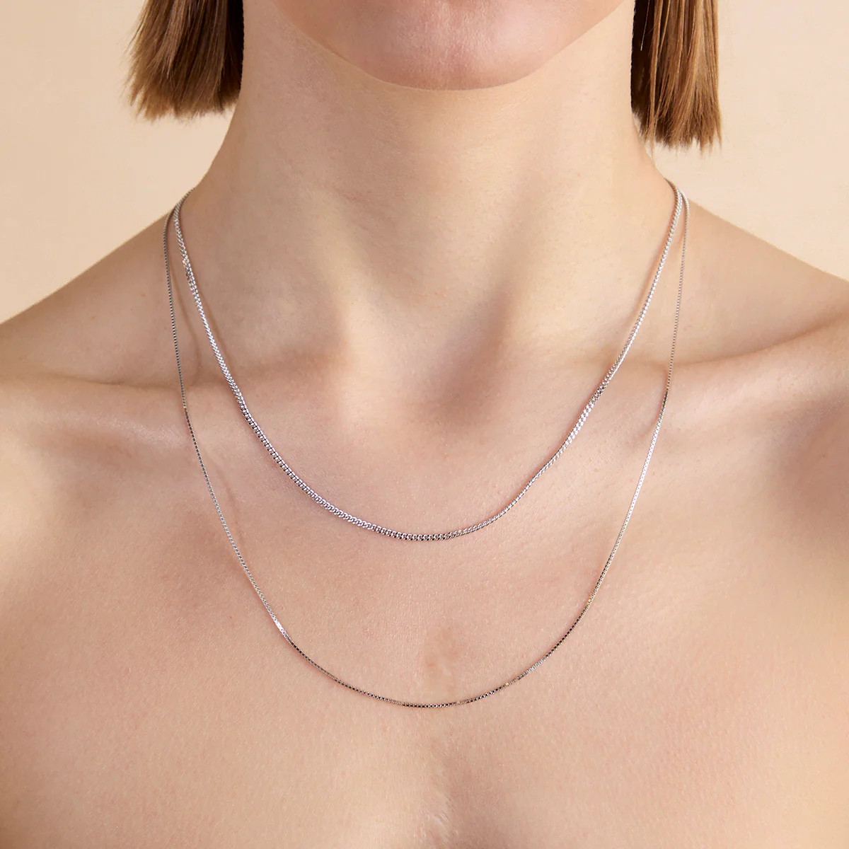 Essential Curb Chain Necklace in Silver - Image 4