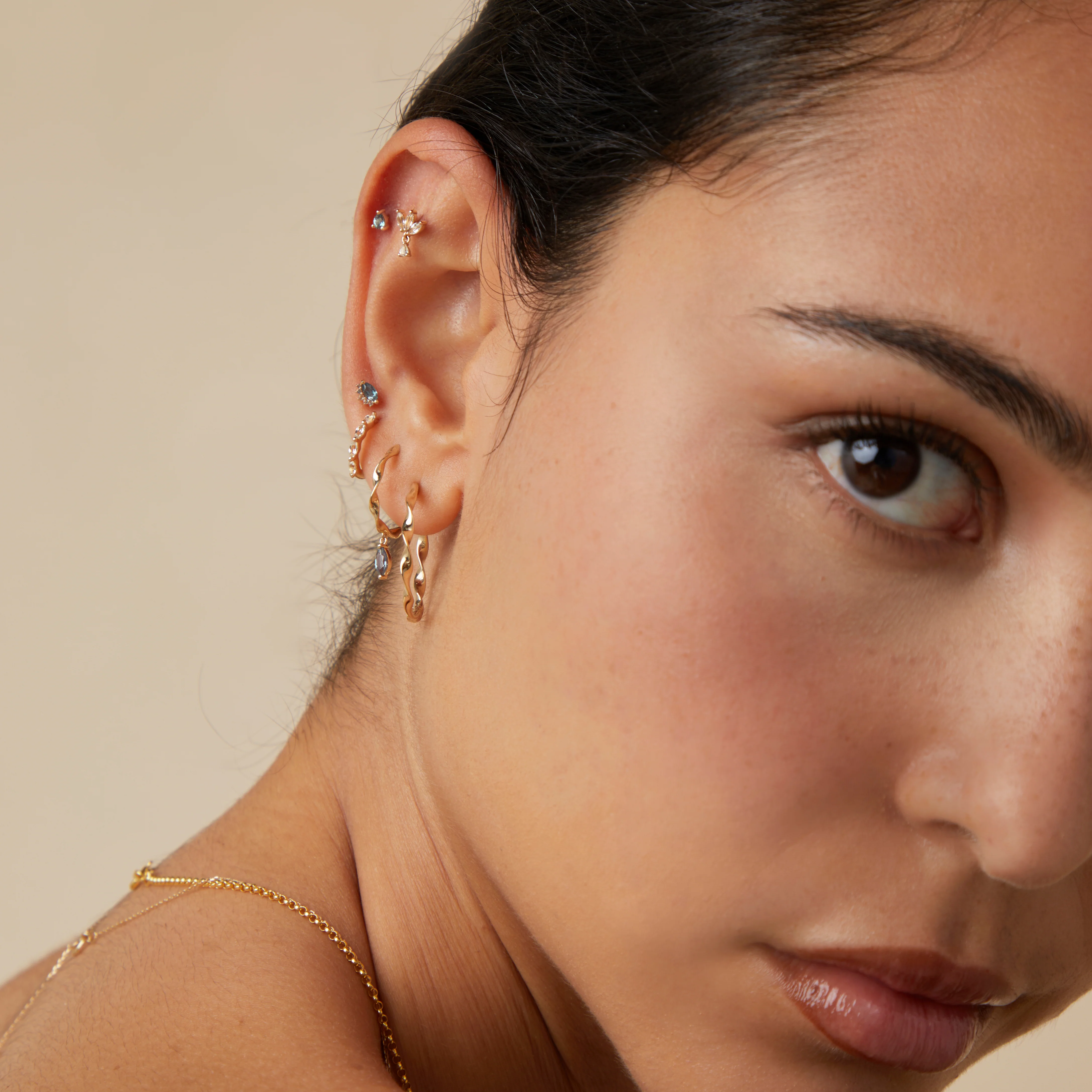 Evil Eye Alexandrite Piercing Stud in Solid Gold - Image 4