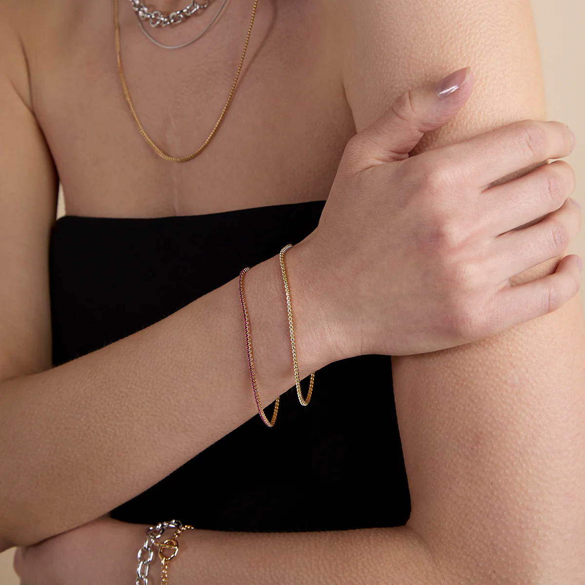 Green Tennis Chain Bracelet in Gold - Image 3