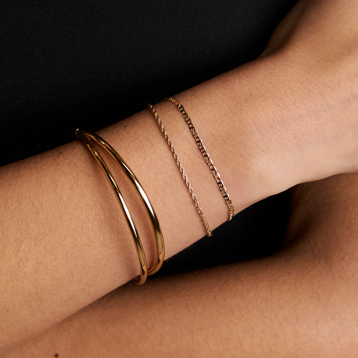 Illusion Double Chain Bracelet in Gold - Image 3