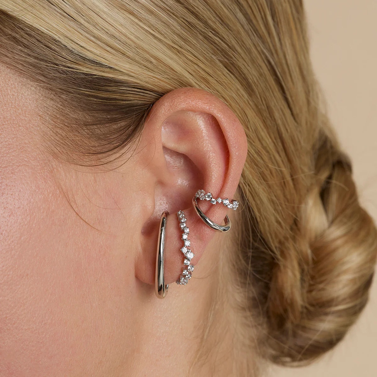 Illusion Spiral Ear Cuff in Silver - Image 3