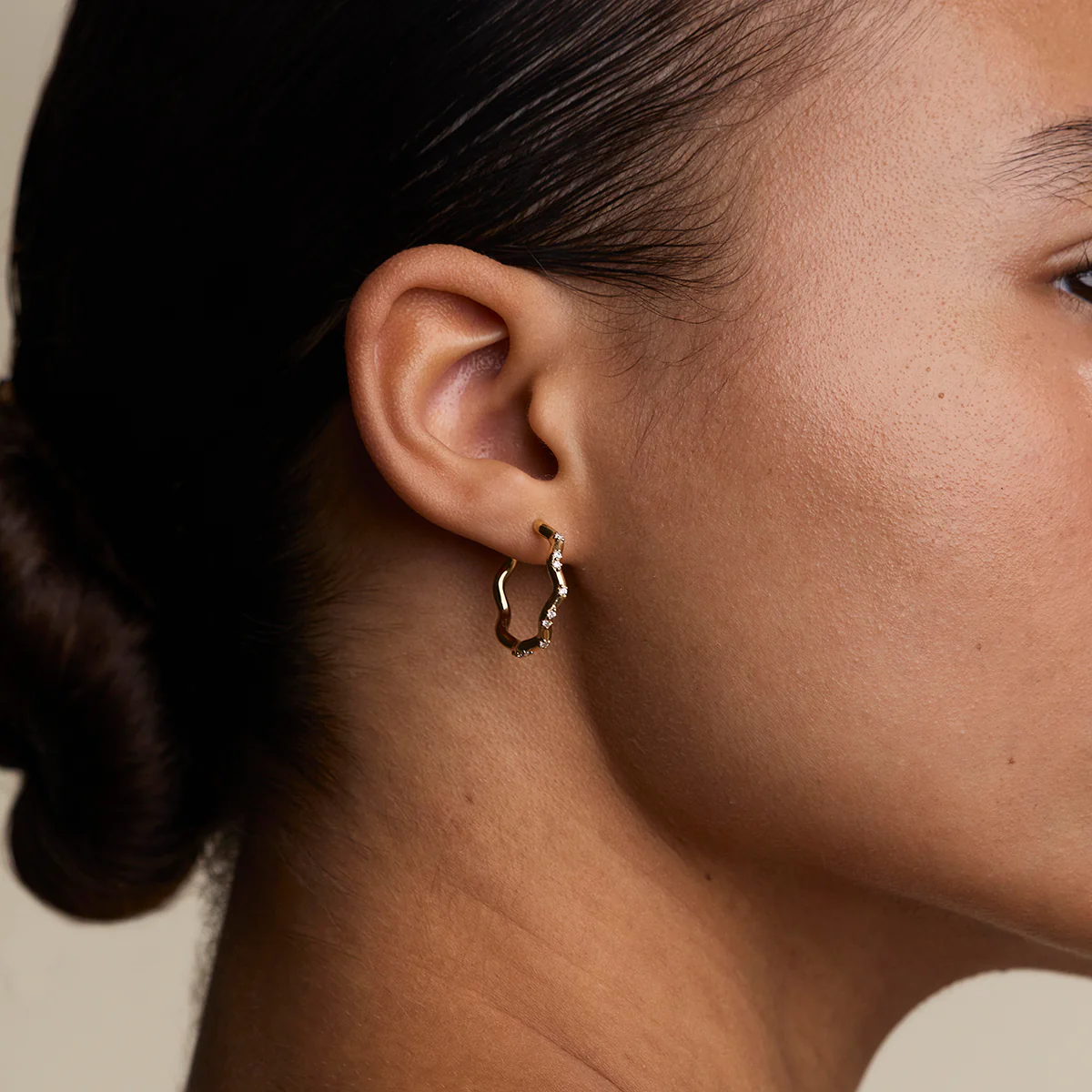 Scalloped Crystal Medium Hoops in Gold - Image 2